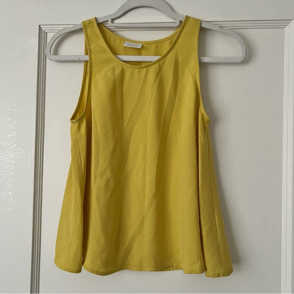 Abound Sleeveless Yellow Relaxed Fit Scoopneck Tank Top Size XXSMALL EUC